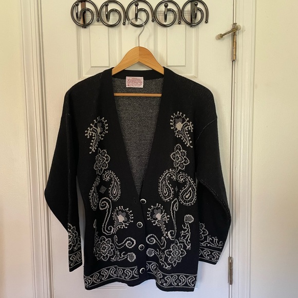 Pendleton Black & White Knit Button Cardigan - Picture 1 of 5